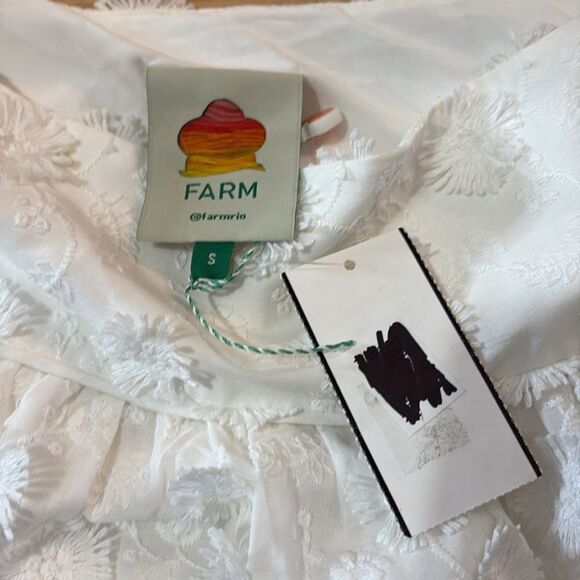 FARM Rio Off White 3D Flower Midi Skirt in $295 Small NWT - Picture 10 of 10